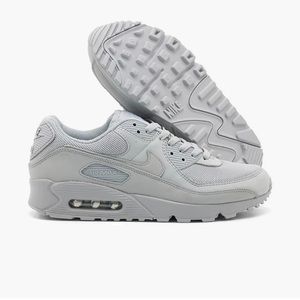Nike Air Max 90 Wolf Grey, men’s size 8 (women size 9.5)